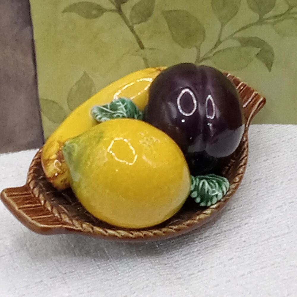Ceramic Art 3D Fruit Bowl Brown Vtg Centerpiece 2x7 in Small Banana Plum Lemon